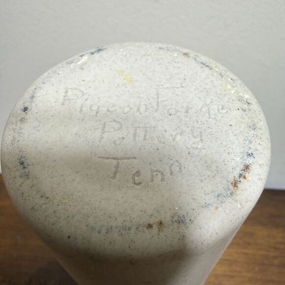 Pigeon Forge Dogwood Pottery Vase Cylinder Signed Raised Floral Blue Inside VTG - Picture 4 of 6